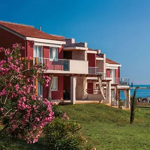 Katoro Plava Laguna Croatia